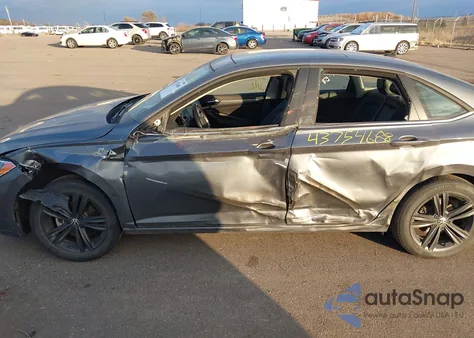 2022 Volkswagen Jetta 1.5T Se z USA, uszkodzony, nr VIN 3VW7M7BU4NM000354